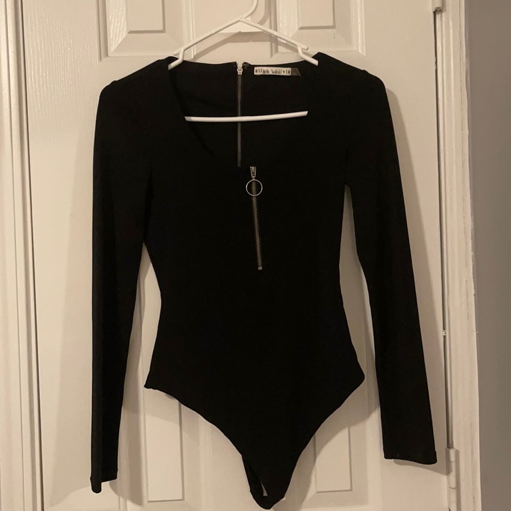 Alice + Olivia Black